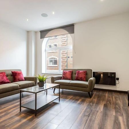 Characterful 2 Bed Apartment With Parking In Hull 킹스턴어폰헐 외부 사진